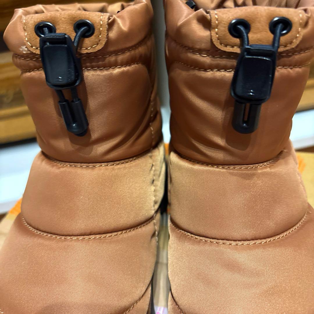 THE NORTH FACEノースフェイス ヌプシ ロゴ ショート ブラウン