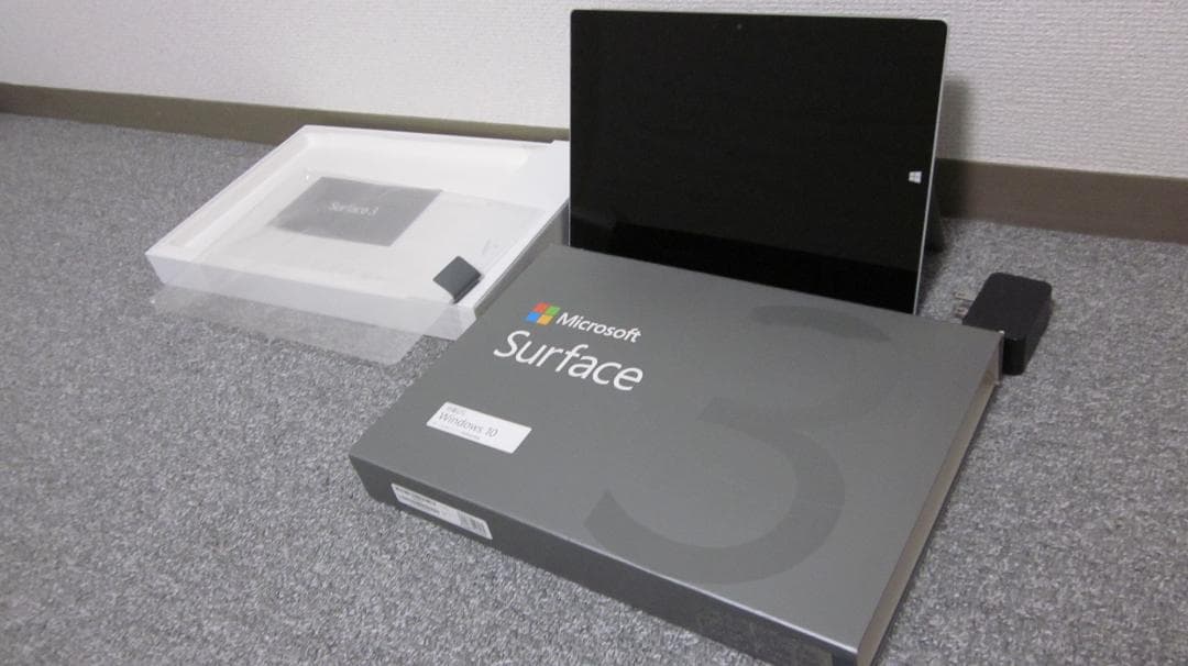 Microsoft Surface 3 本体 + タイプカバー + 充電器