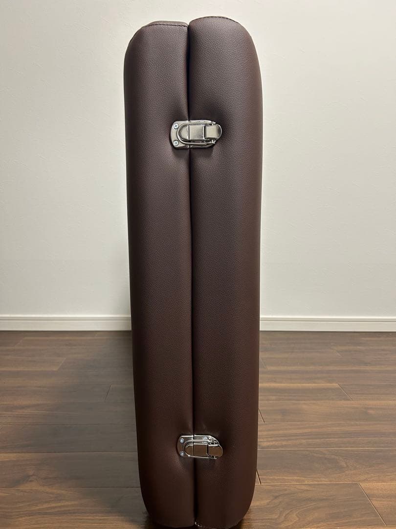 SEVEN BEAUTY 送料込み 軽量折りたたみマッサージベッドエステベット