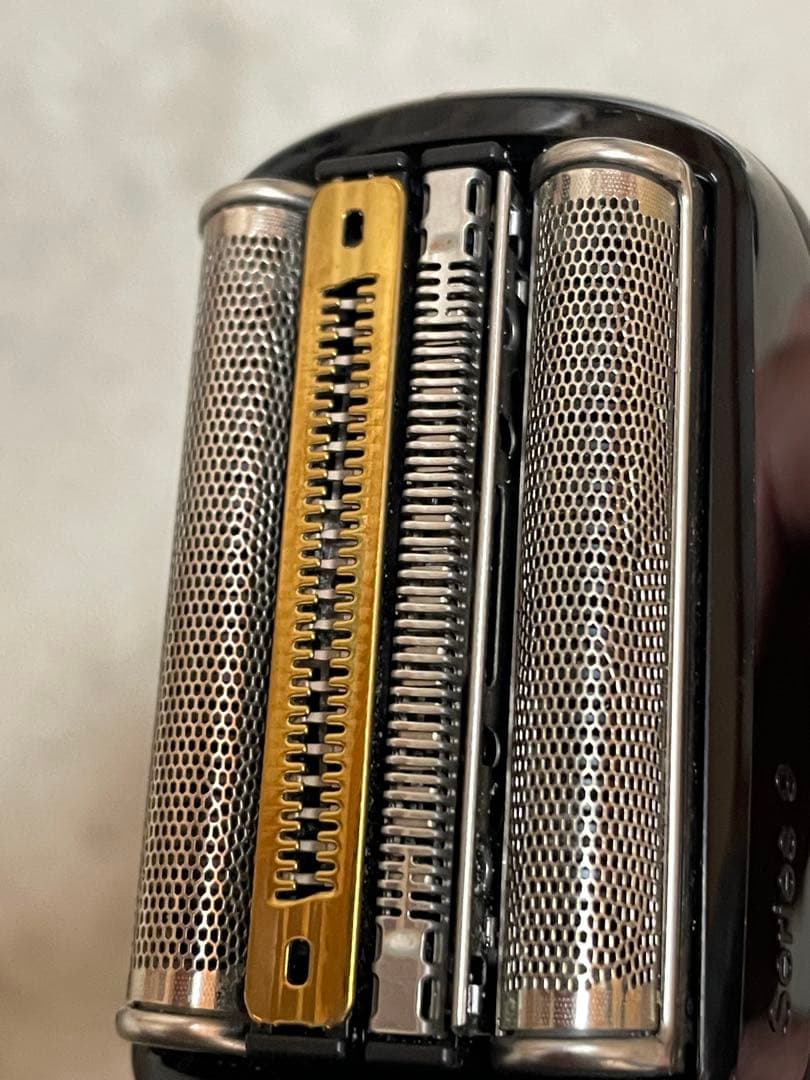 BRAUN Series 9 Sport+ メンズシェーバー