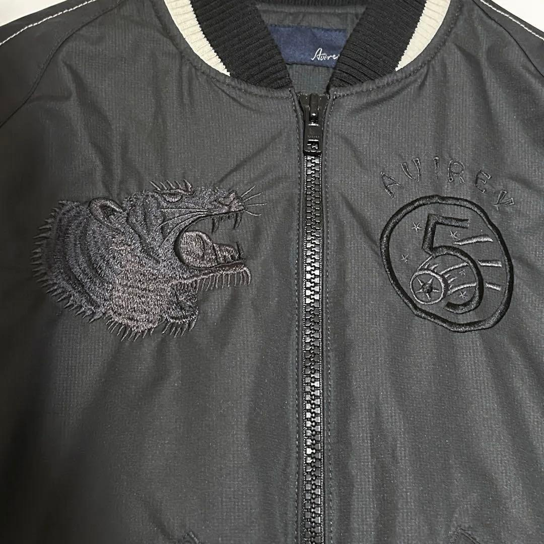 美品★AVIREX ブラック スカジャン　虎刺繍