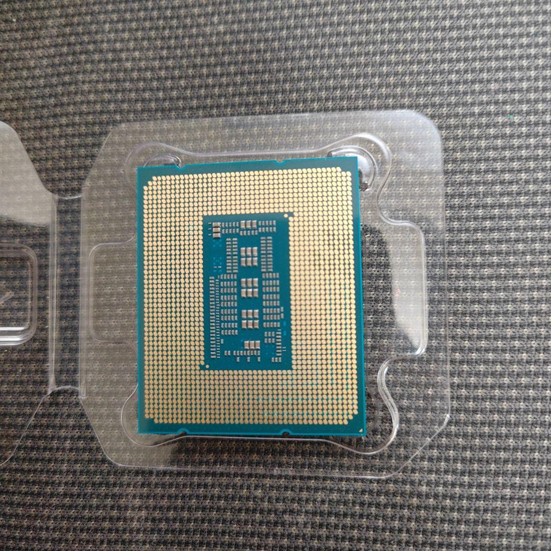 CPU Intel i7-13700F