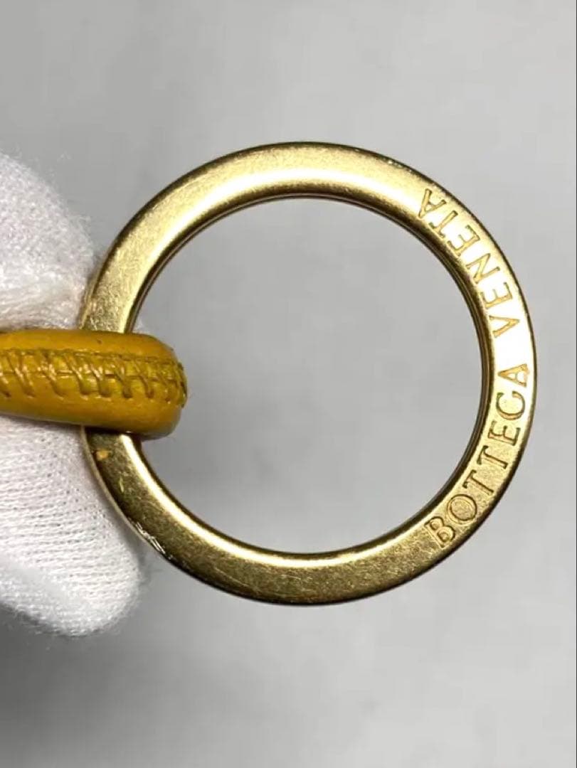 ボッテガヴェネタ レザー ゴールド金具 トライアングル キーホルダー チャーム