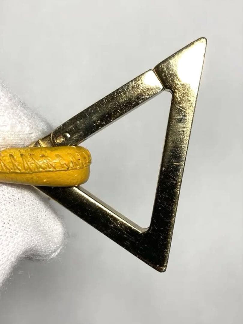 ボッテガヴェネタ レザー ゴールド金具 トライアングル キーホルダー チャーム