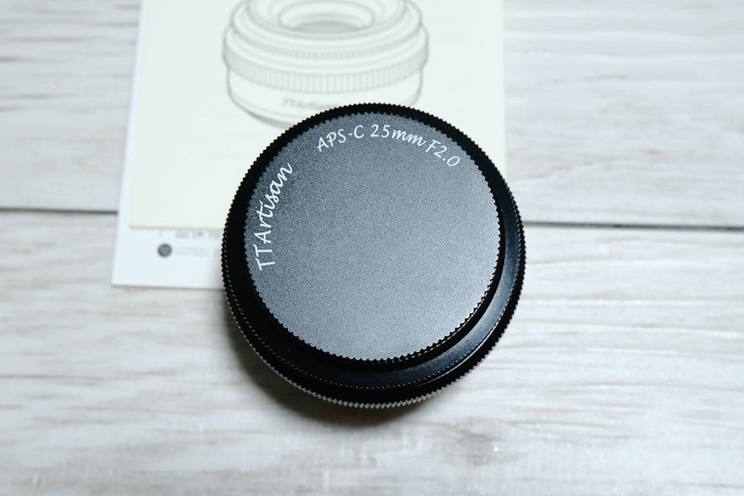 【新品級】TTArtisan 25mm f/2＆Lightやフードカバー等