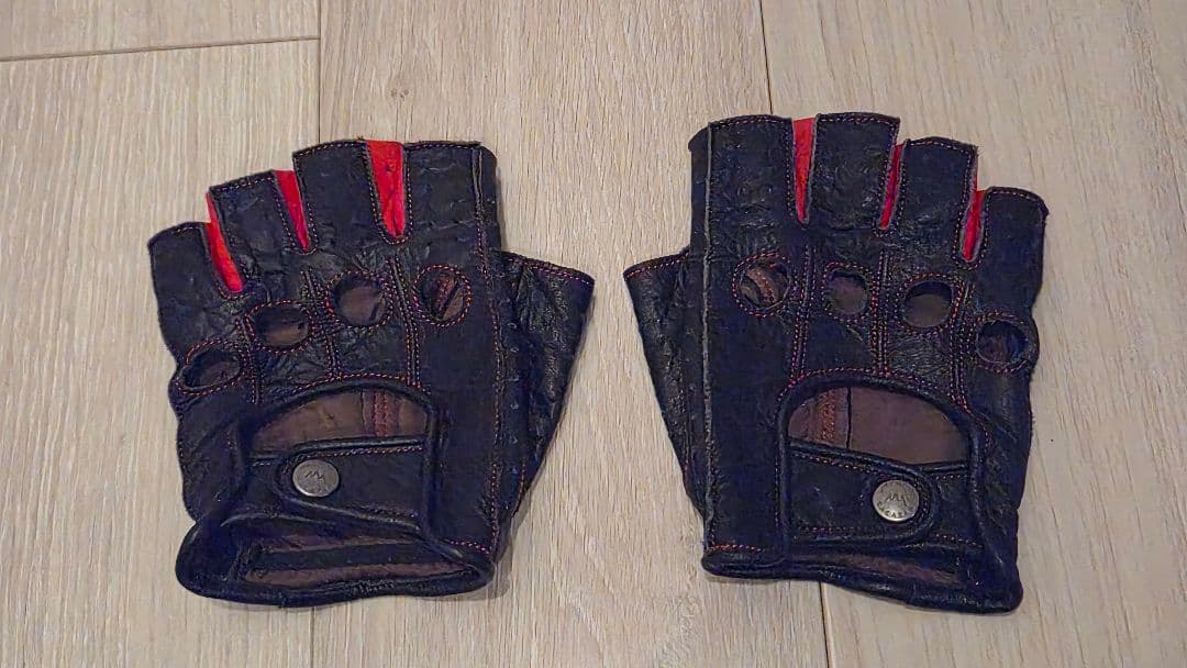 cacazanカカザン ドライビンググローブ　☆Mサイズ