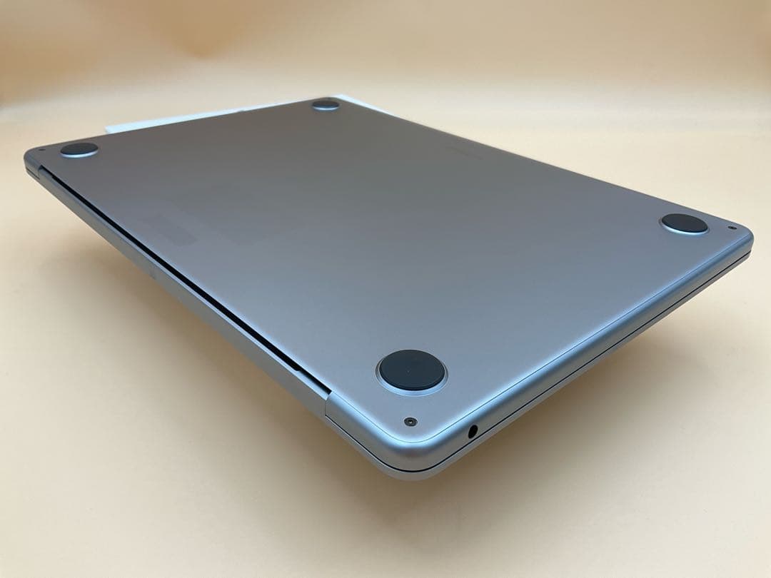 【超美品】Macbook Air 2022 M2 16GB/500GB