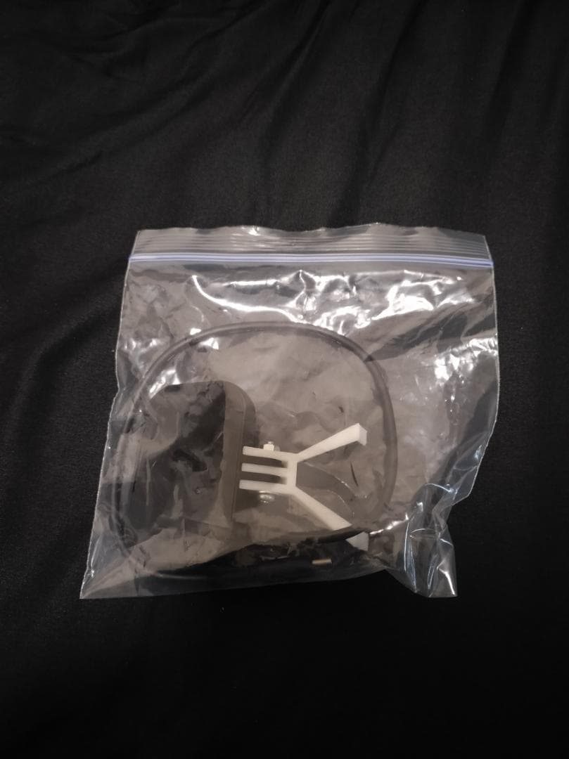 HTC VIVE フェイシャルトラッカー