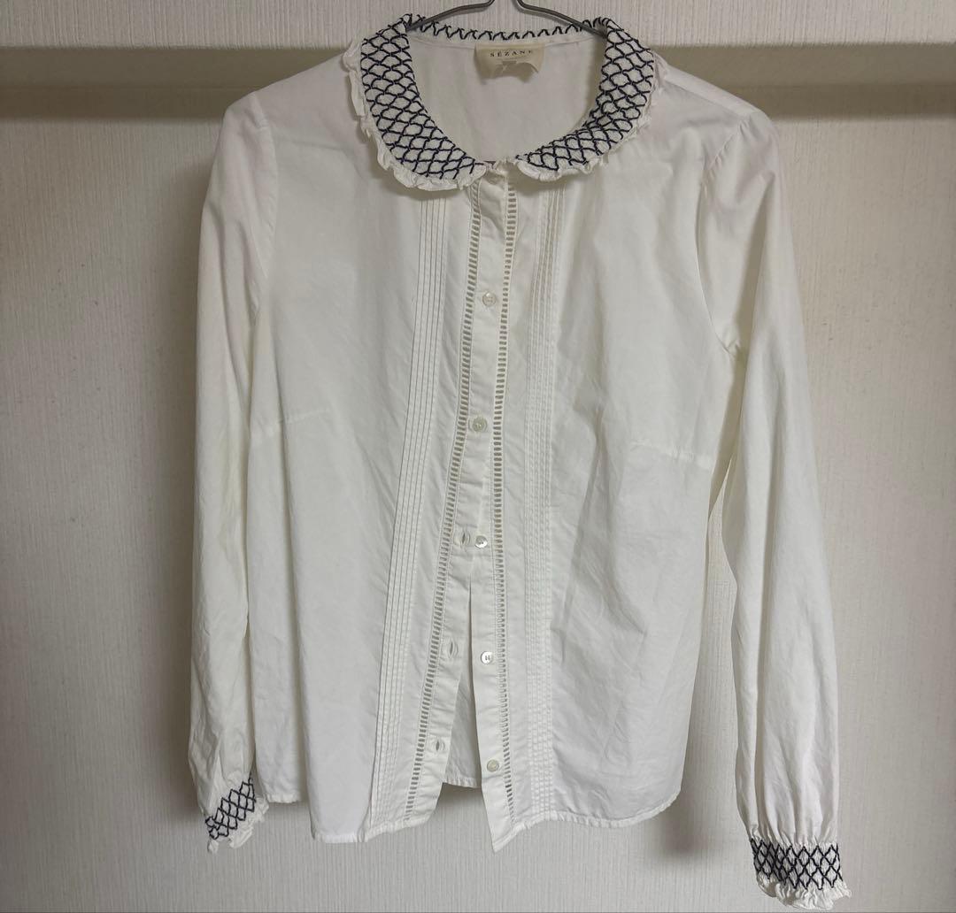 パリジェンヌに大人気のパリ発ブランドセザンヌ（Sézane）スモッキングブラウス