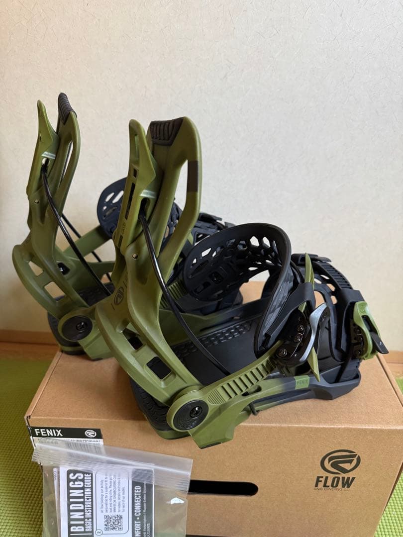 ［美品］FLOW FENIX バインディング GREEN