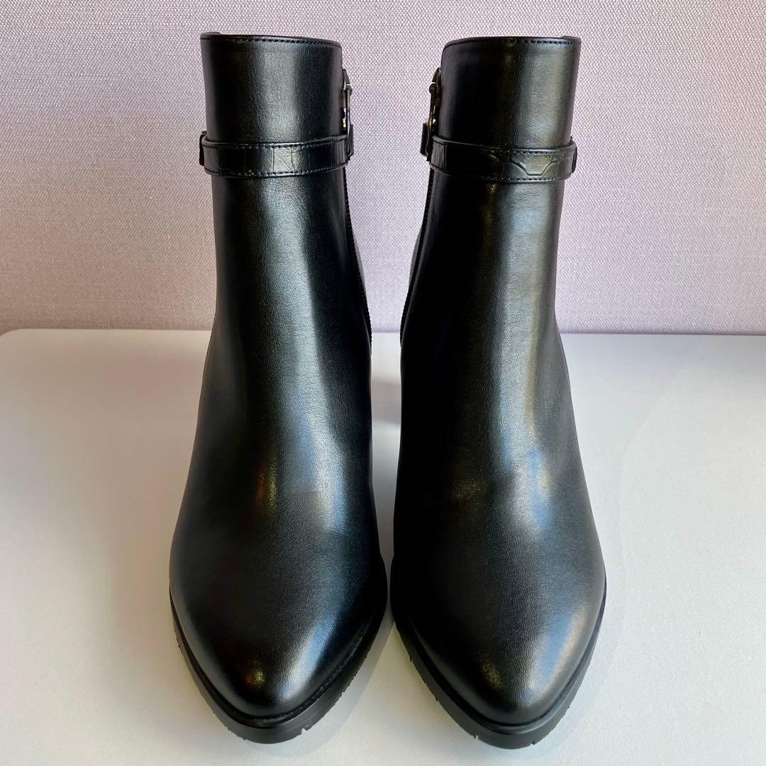 新品未使用DIANA ダイアナ ショートブーツ ブラック 23.5 サイドジップ
