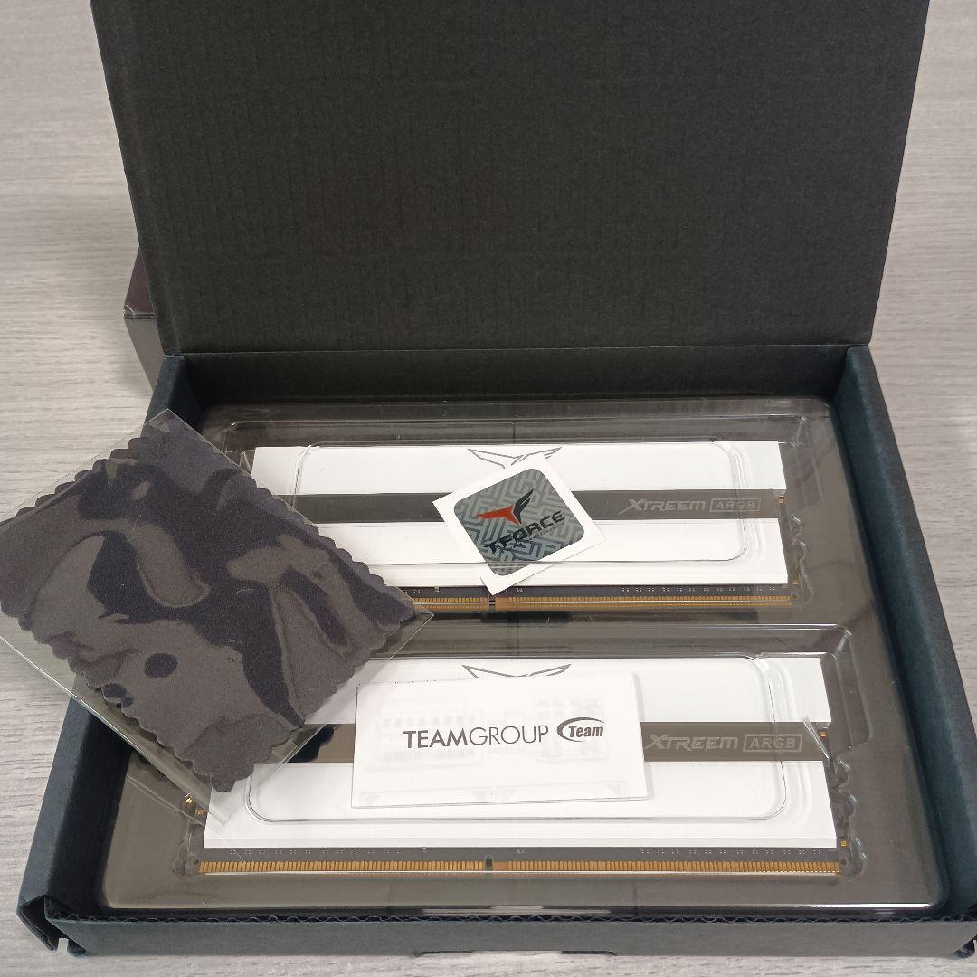 キャスパー品T-FORCE Xtreem ARGB 32GB DDR4