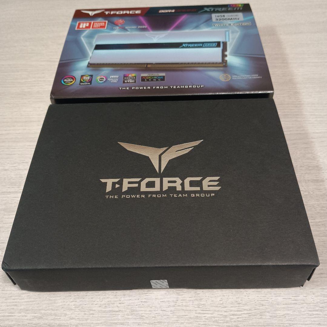 キャスパー品T-FORCE Xtreem ARGB 32GB DDR4