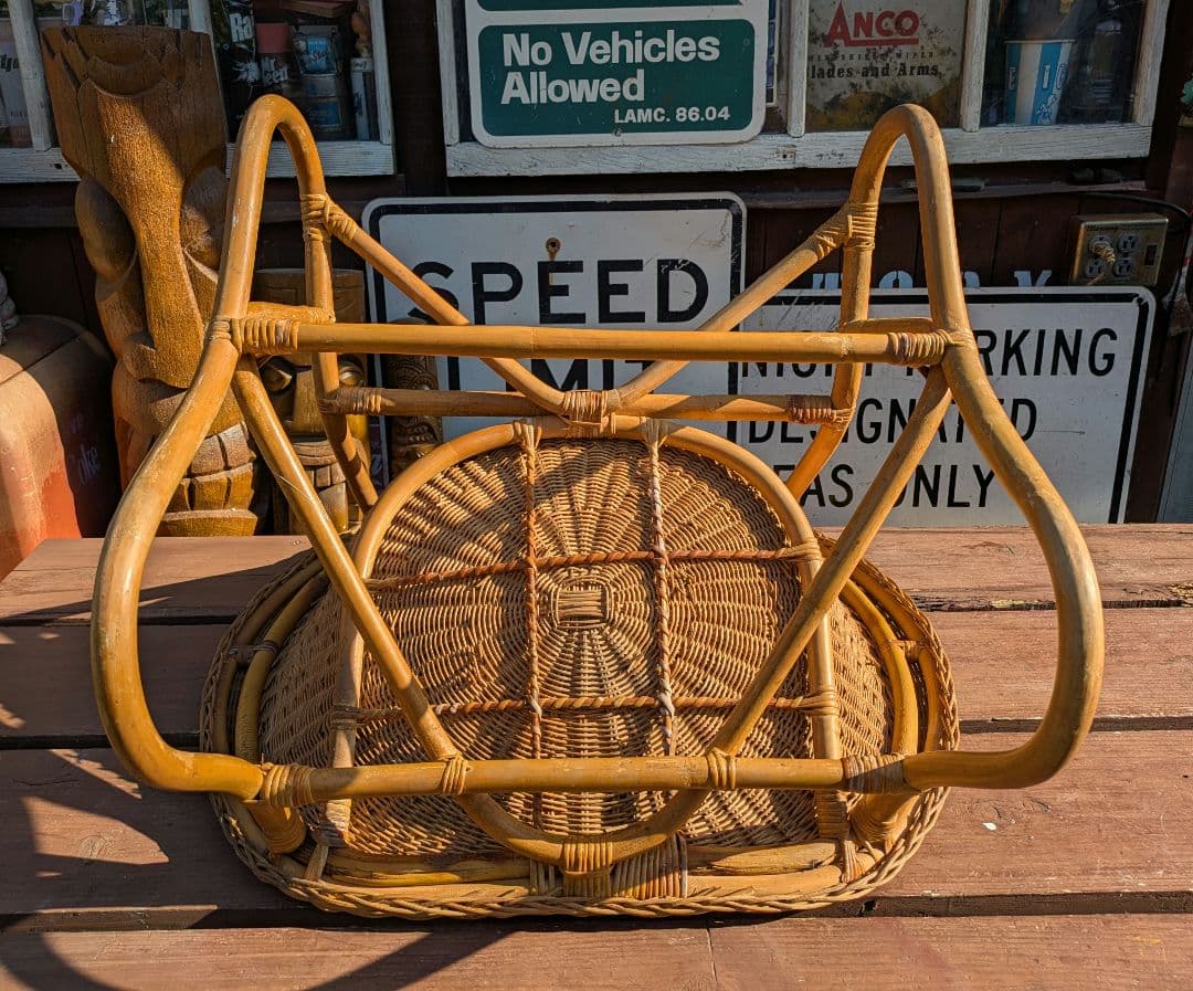 カメリア　ヴィンテージ　オールドラタン　ラウンドチェア　椅子