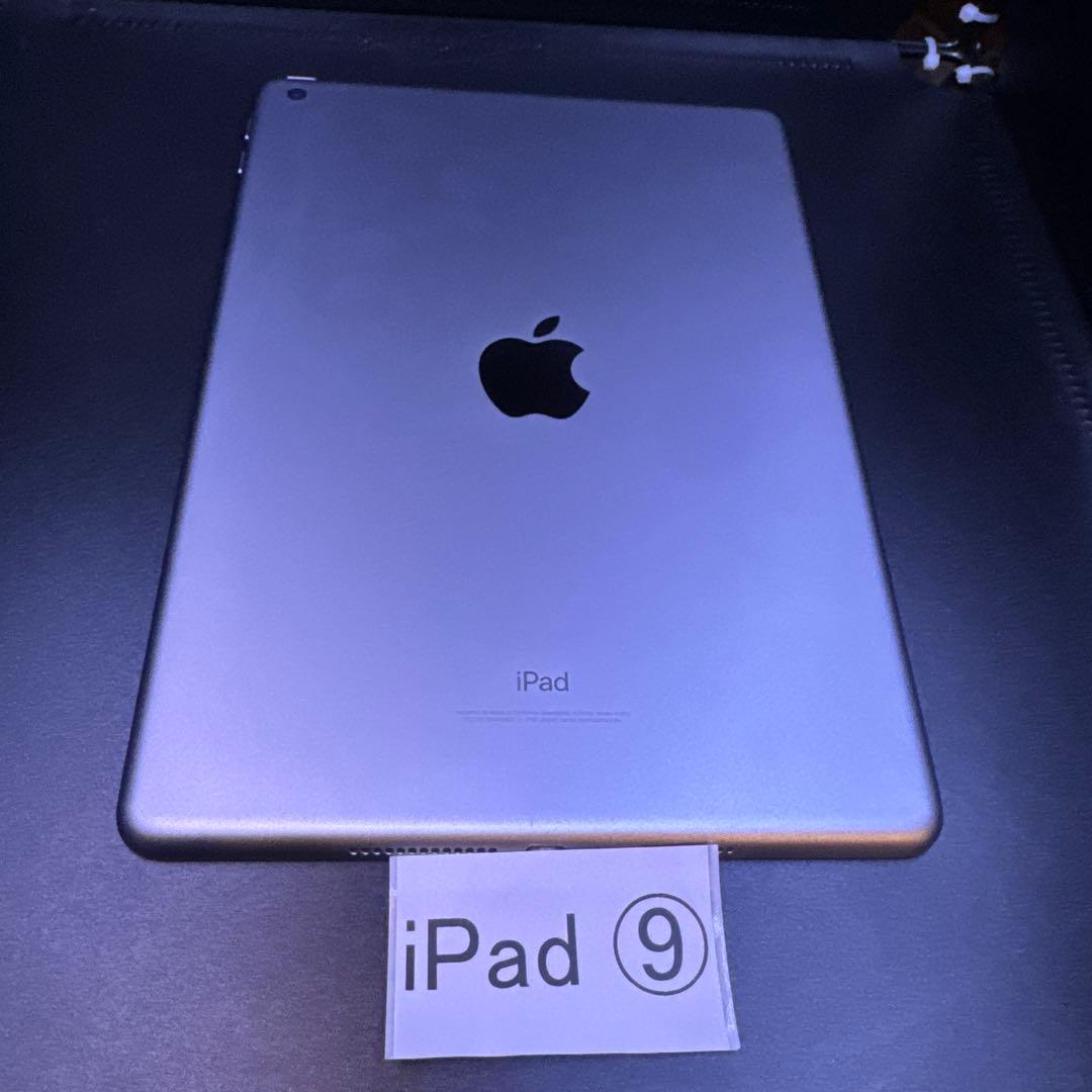 プ*ぇ様 iPad 第6世代 128GB スペースグレイ WIFIモデル 中古