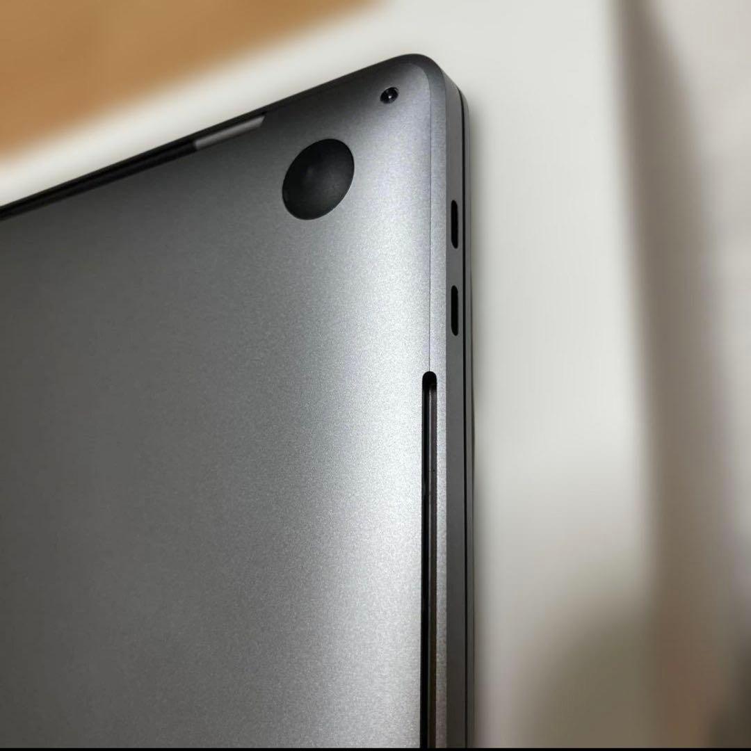 MacBook Pro 16インチ　メモリ16GB SSD 1TB