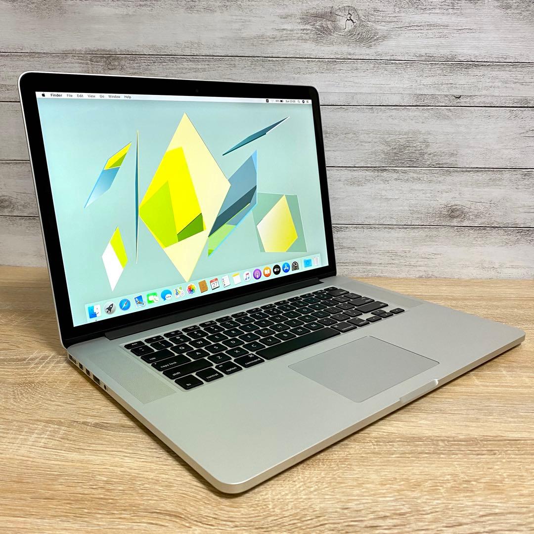 美品MacBook Pro i7 15インチ【MacOS2020／バッテリー新品