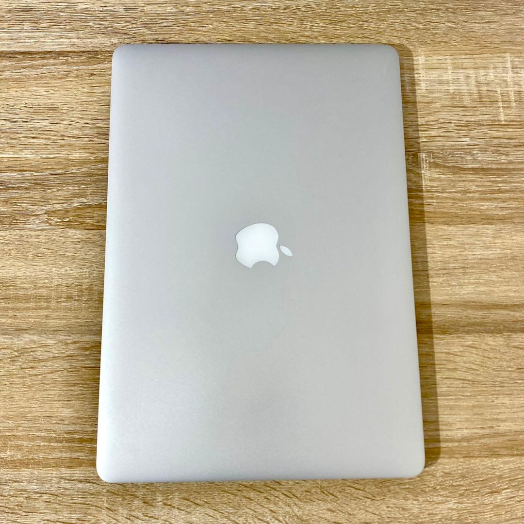 美品MacBook Pro i7 15インチ【MacOS2020／バッテリー新品