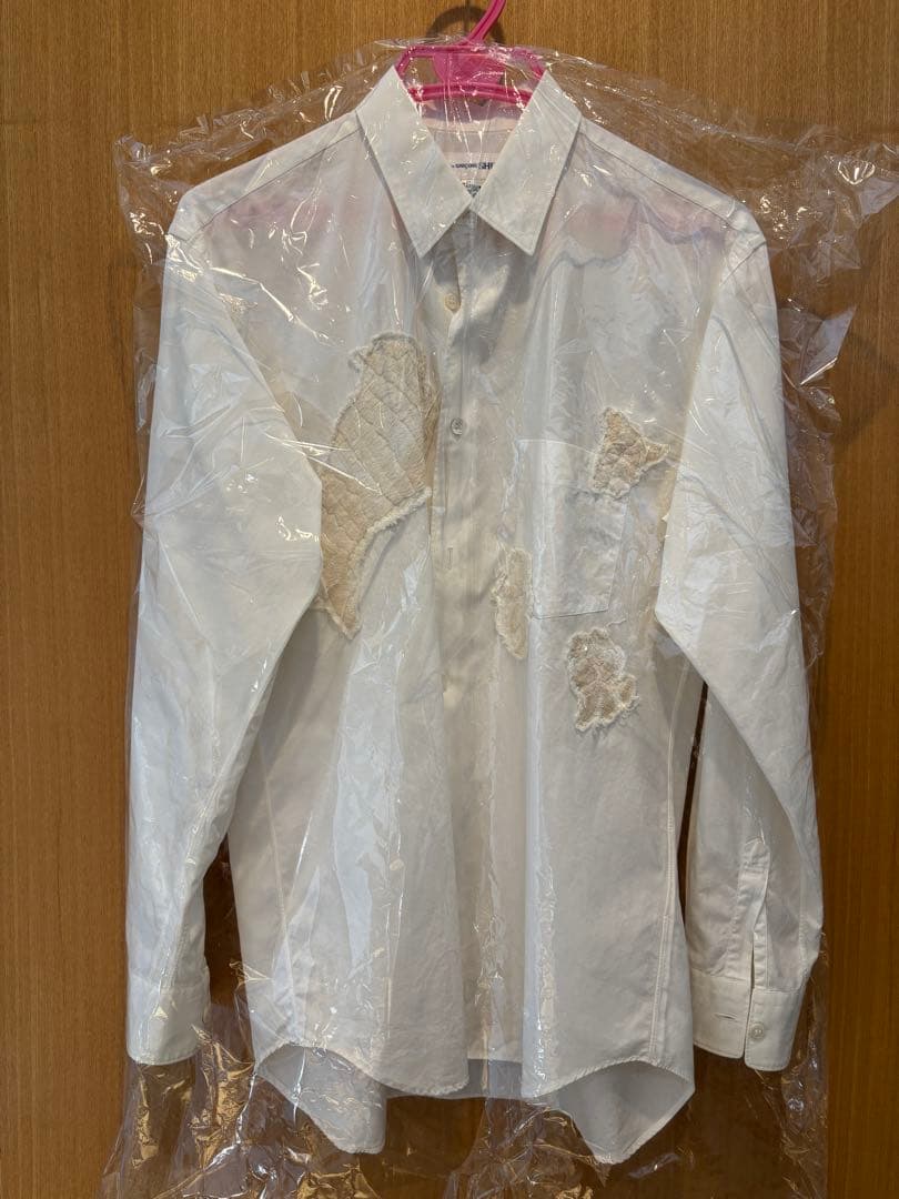 コムデギャルソンシャツ　ホワイト 刺繍入り 長袖シャツ　メンズSサイズ