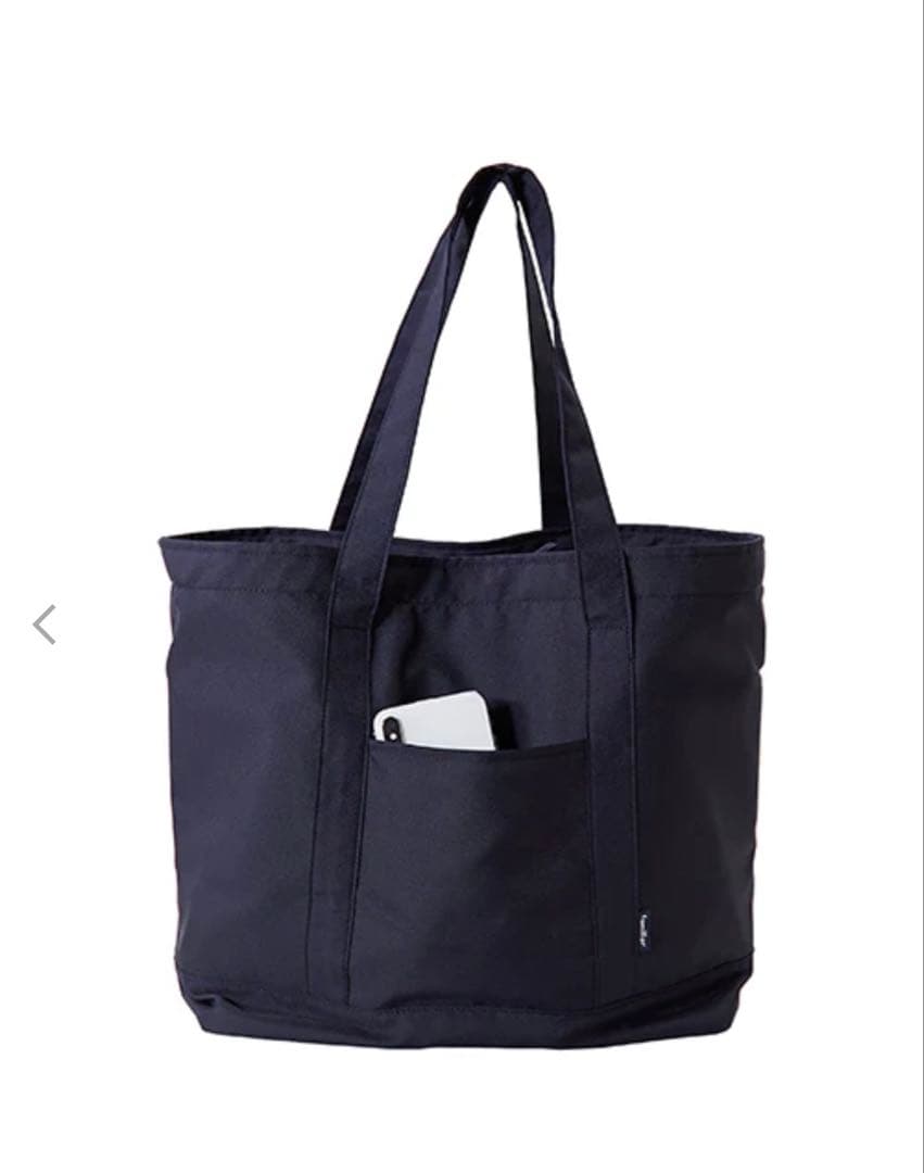 【現行品】ファミリア 大容量 マザーズバッグ トートバッグ チャーム付き