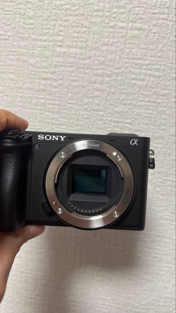 【美品・シャッター1284】sony α6400 単焦点レンズ＋おまけ