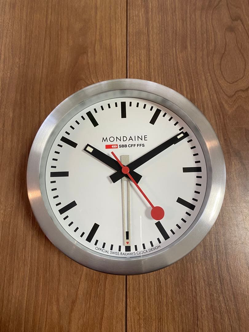 新品、未使用 モンディーン MONDAINE 置き時計 掛け時計兼用 125㎜