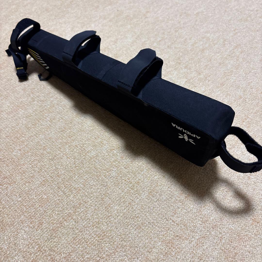 アピデュラ APIDURA レーシング ・ロングトップチューブパック