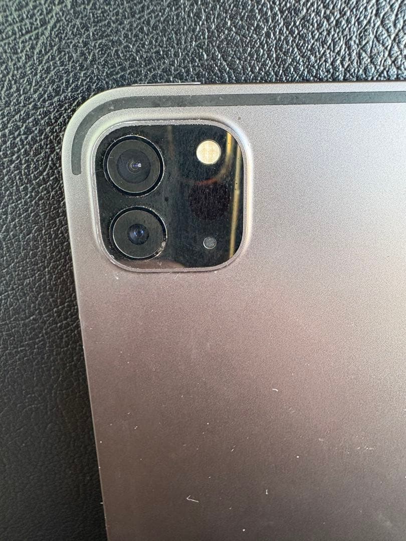 iPad Pro 11㌅　第二世代 本体（傷あり）