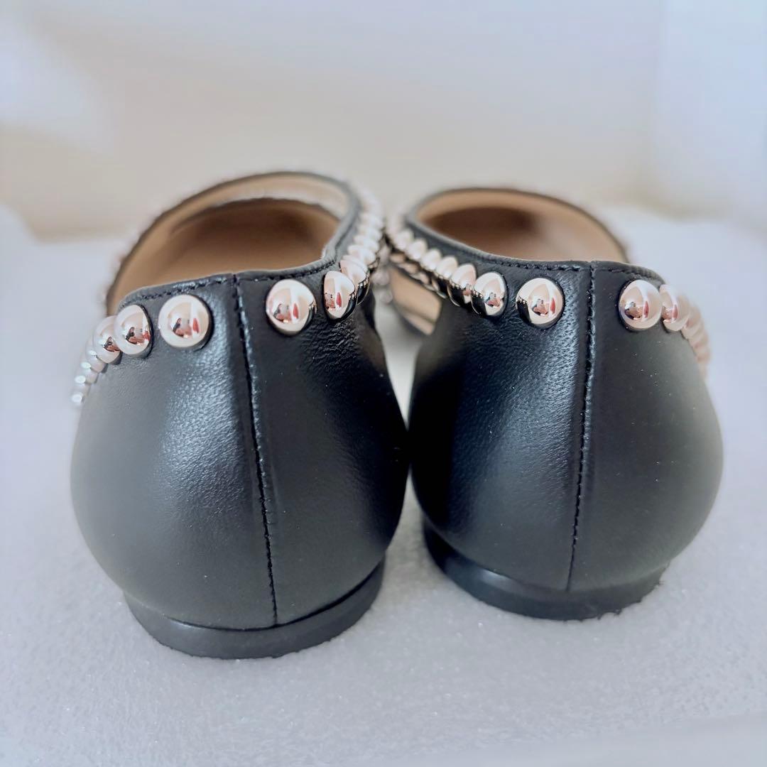 JIMMY CHOO スタッズ付き ブラックパンプス