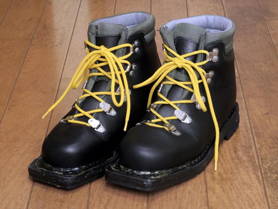 【再値下げ】アゾロ テレマークブーツ【23.5cm】