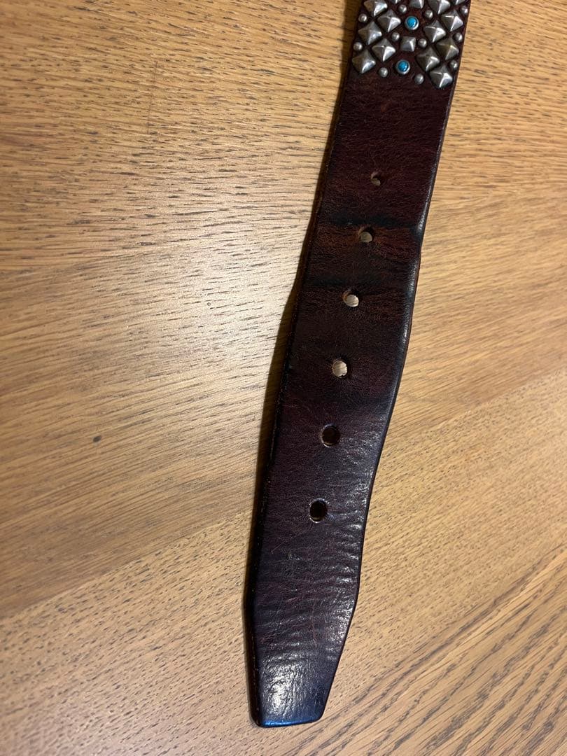 HTC DOA ターコイズ　スタッズベルト