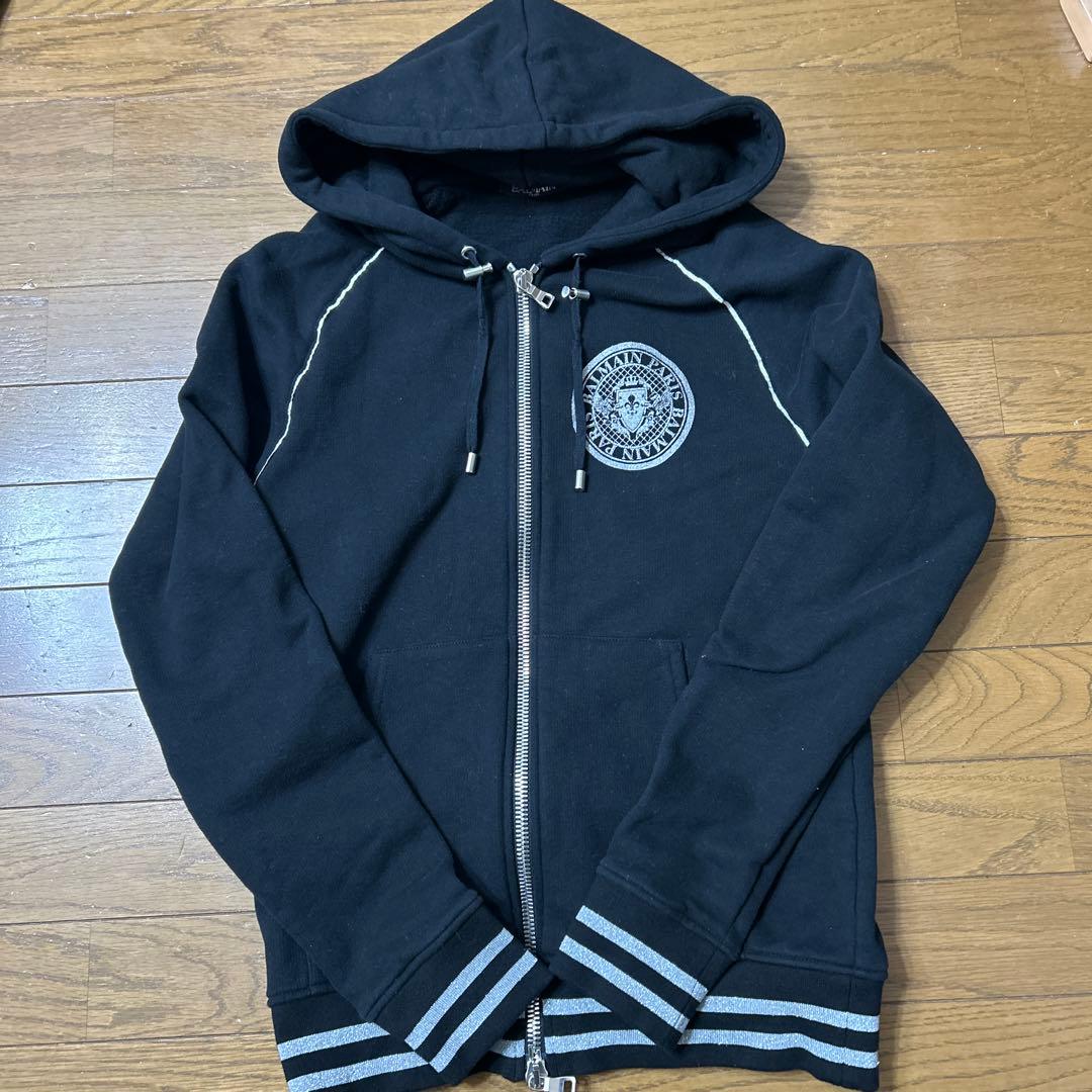 BALMAINジップアップパーカー