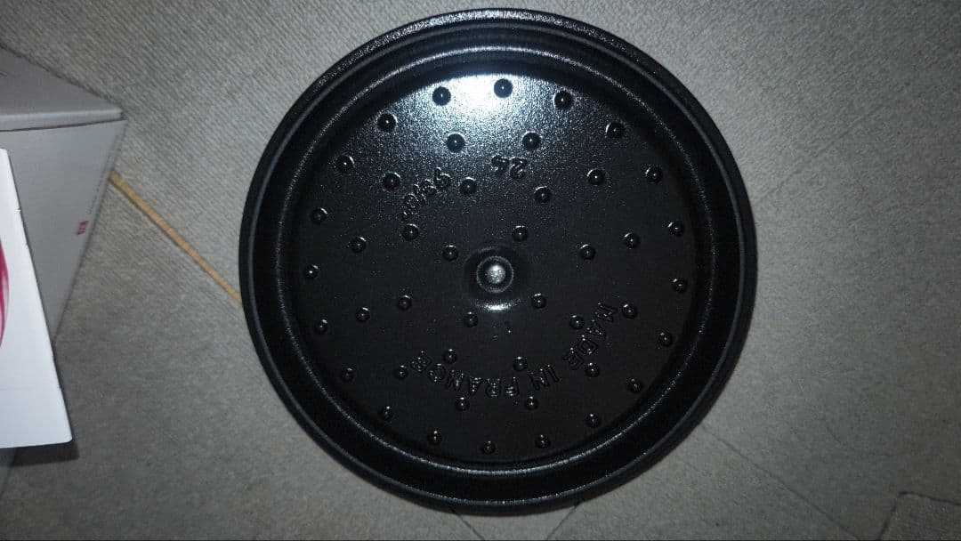 トウブ　ピコ ココット　ラウンド　24㎝　チェリーレッド　40509-