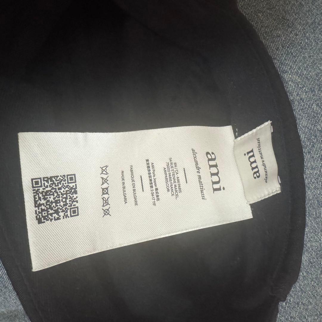 【美品】AMI PARIS AMI DE COEUR スタッドキャップ