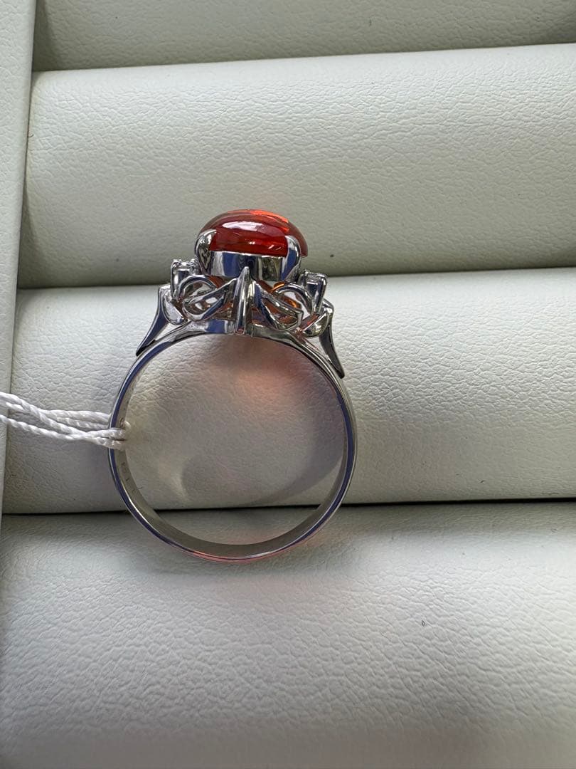 天然オパール　リング　pt900 プラチナ　ダイヤモンド