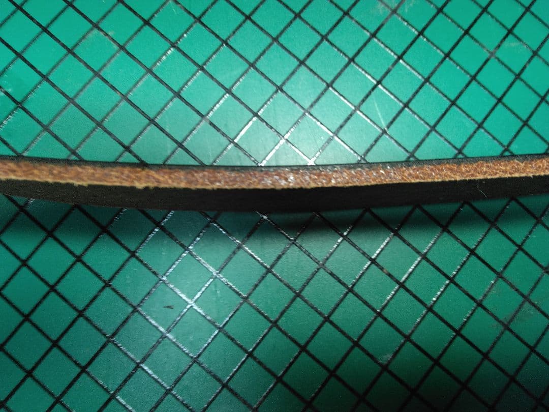 Fellows昭南ベンズレザースタッズベルトニッケル&ブラス　アクアブルー