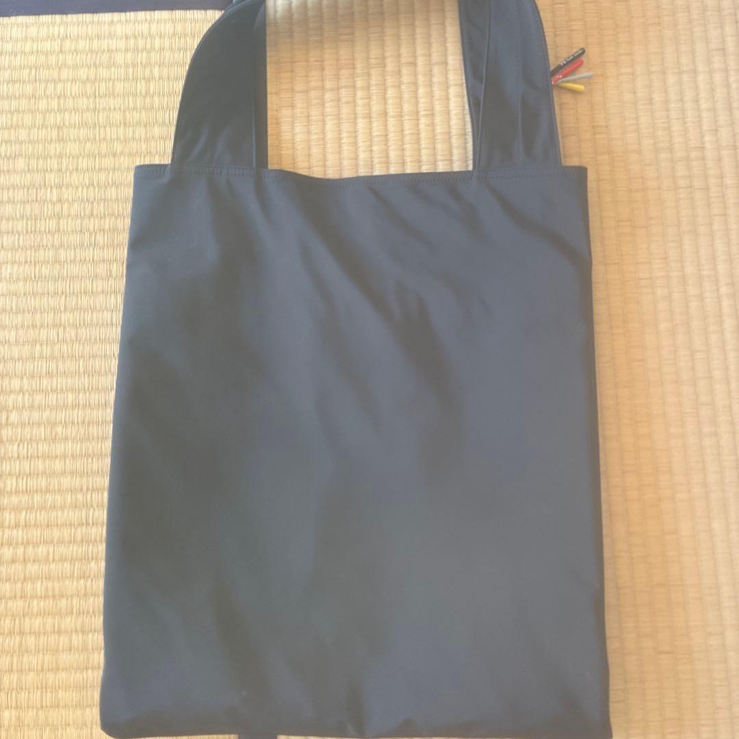 T*3様 ポールスミス 黒のトートバッグ カラフルストラップ付き
