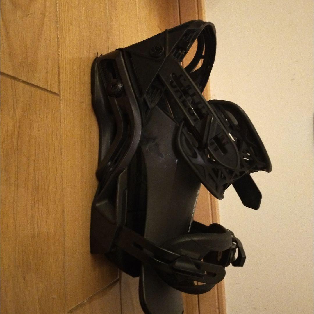 スノーボードビンディング　SALOMON