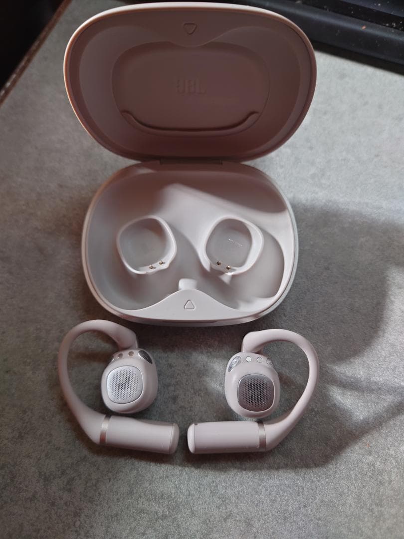 JBL SENSE PRO ワイヤレスイヤホン