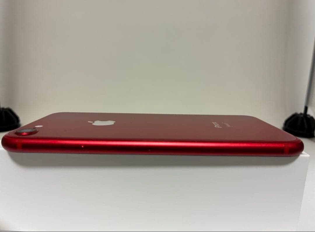 iPhone 8 64GB 赤 本体 SIMフリー