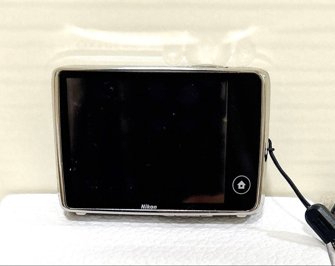 Nikon COOLPIX S02 ミラーシルバー ニコン 超小型 デジカメ