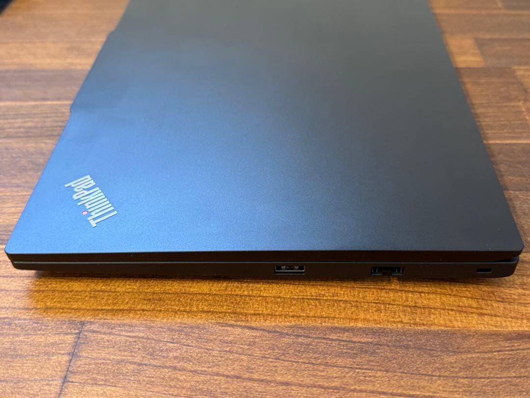 ThinkPad E14 Gen 6 AMD : プレミアム（メモリ32GB）