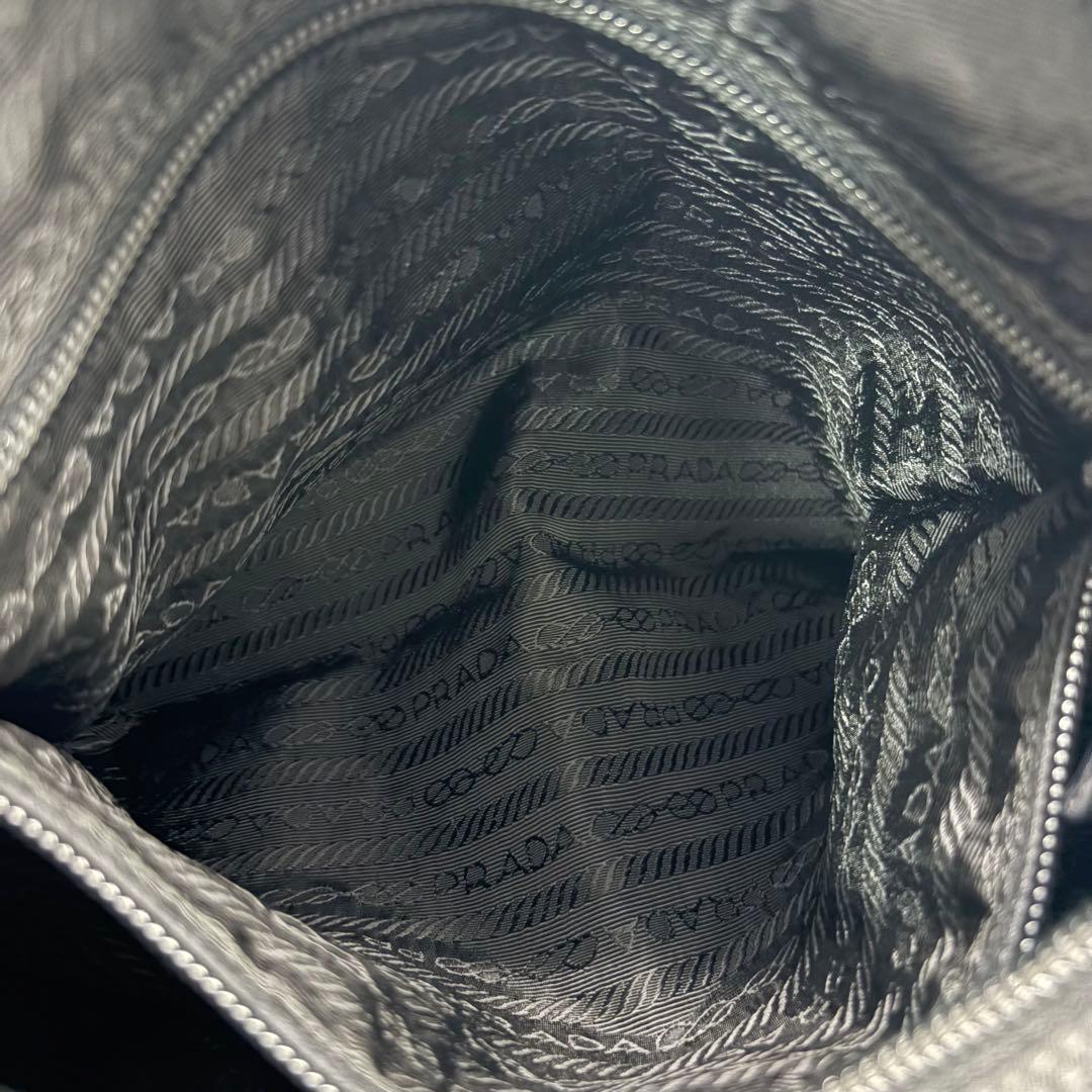 【良品！✨】PRADA プラダ メッセンジャー ショルダーバッグ ブラック