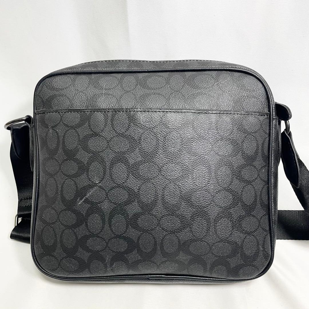 コーチ シグネチャー ショルダーバッグ ロゴ 大容量 多機能 PVC 斜めがけ