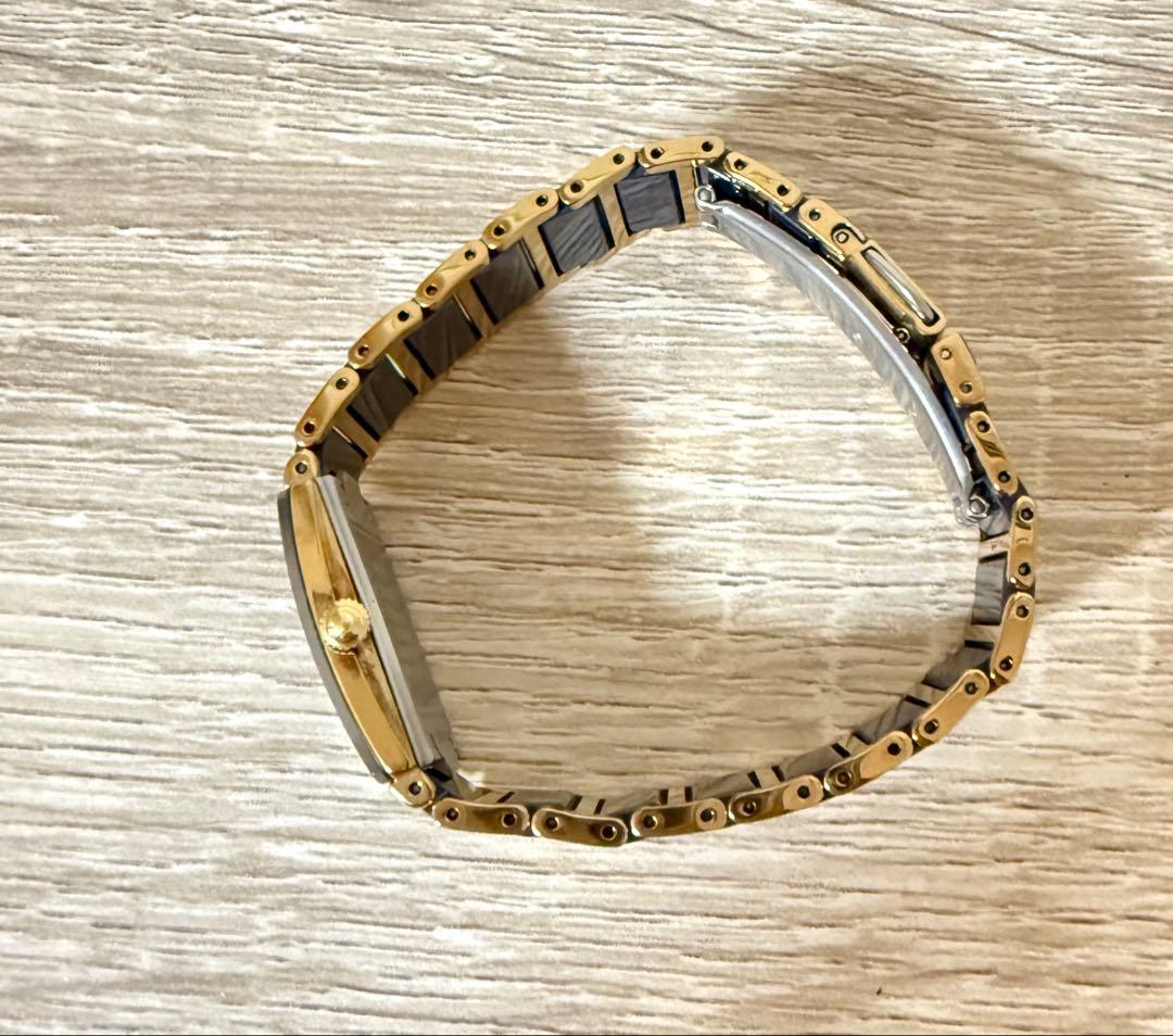 ラドージュビリークォーツレディース 腕時計セラミックゴールドGP 4Pダイヤ入り