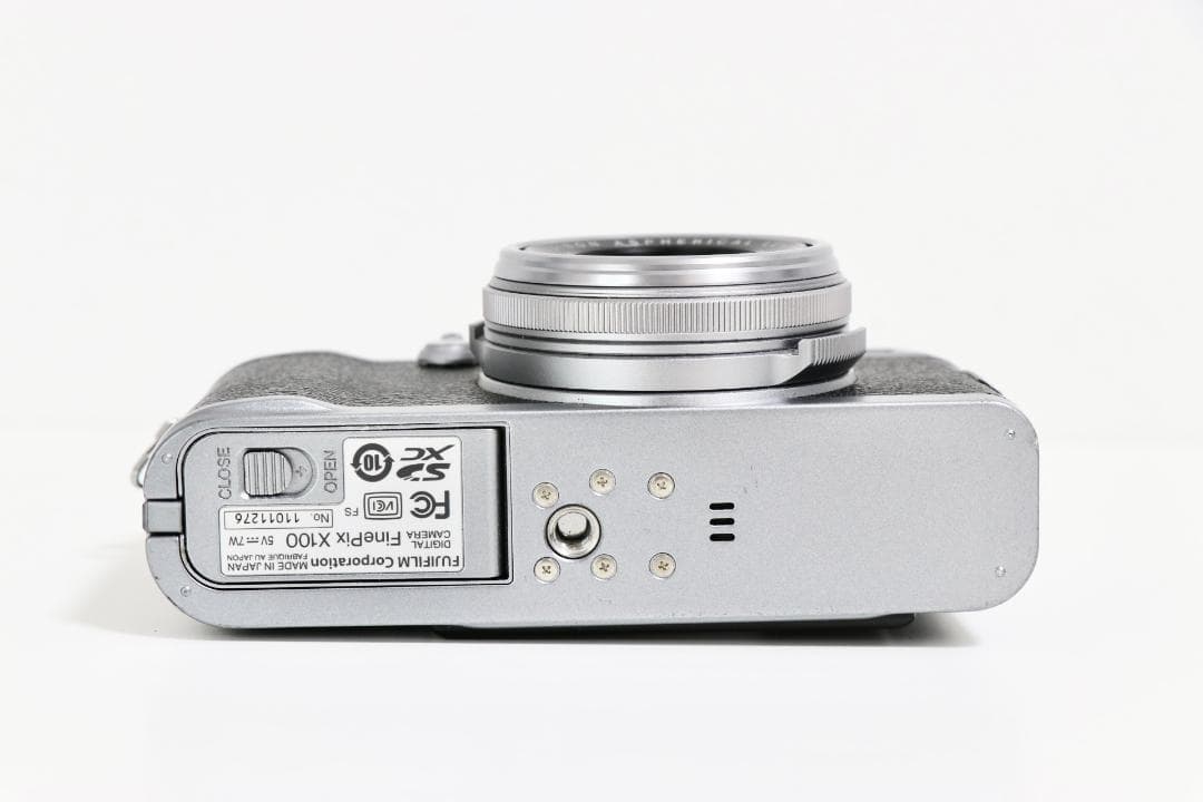■ 美品 ■ フジフィルム FUJIFILM FinePix X100 初代