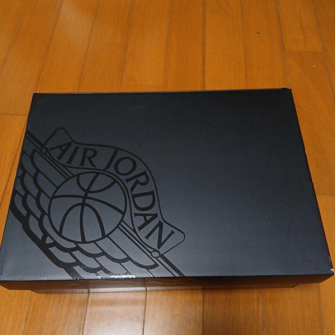 AIR JORDAN 1MID SE 28.5㌢