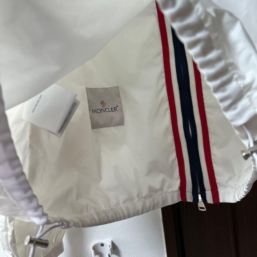 Moncler フード付きナイロンジャケット