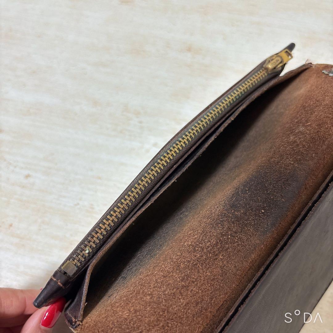 HTC 長財布 財布 スタッズ ダークブラウン