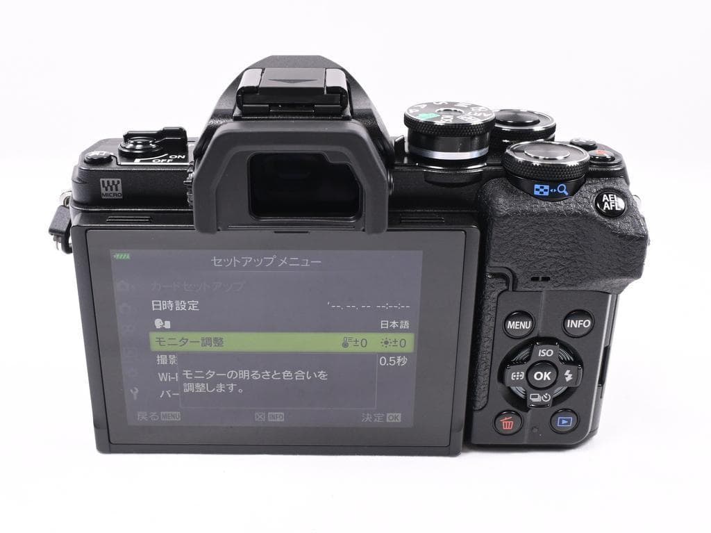 オリンパス OM-D E-M10 Mark IV ダブルズームキット S数378